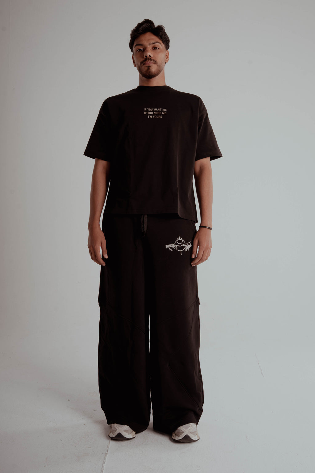 BLACK AFTERGLOW TEE