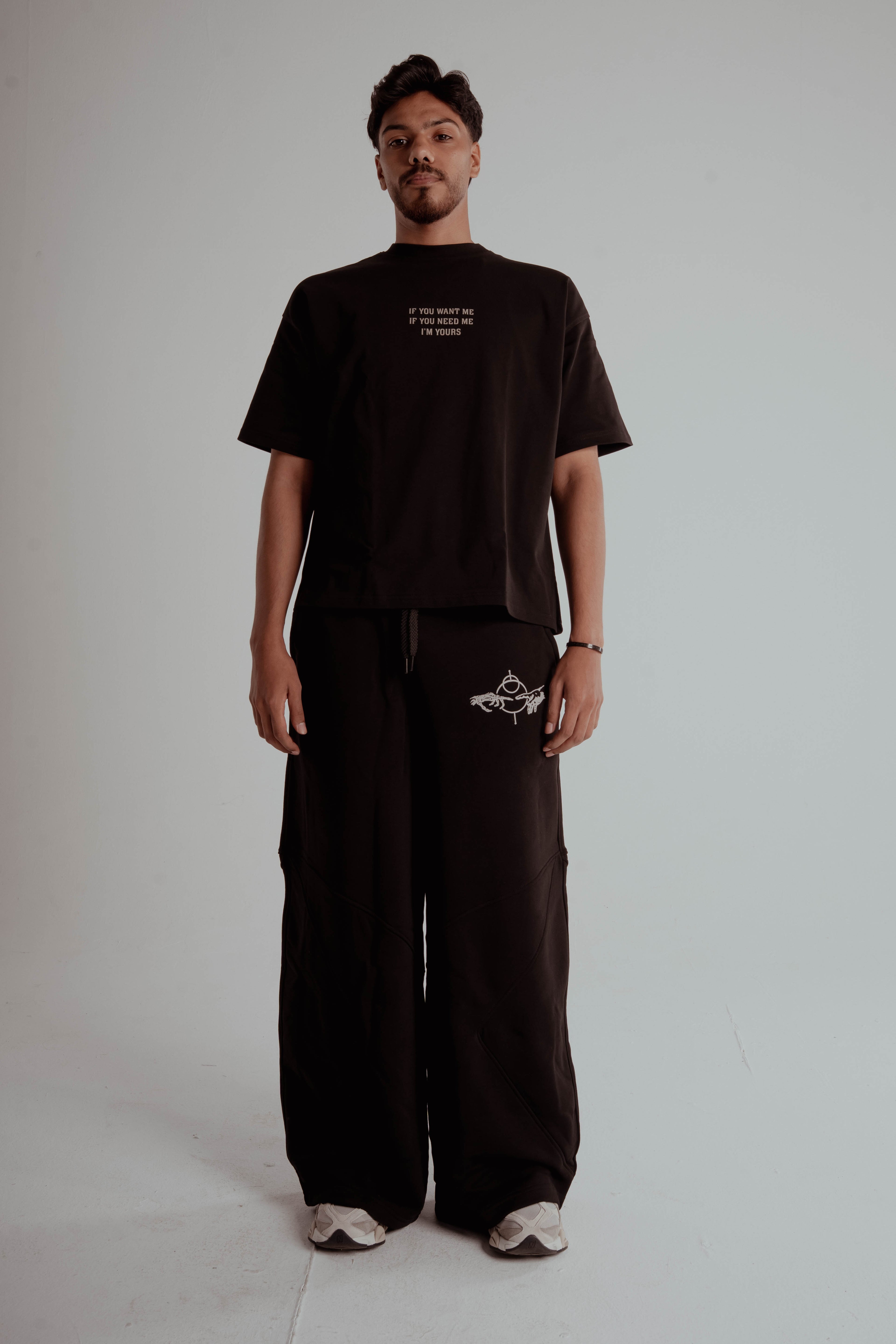 BLACK AFTERGLOW TEE